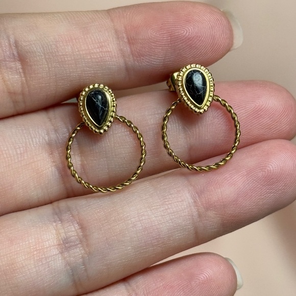 NEW | Minimalist High-Quality 18K G Plated With Natural Black Turquoise ⚜️ - Picture 6 of 7